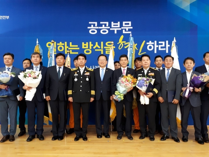 최규성 사장은 “시스템 구축을 통해 수용재결 과정에서 불필요한 업무를 줄여 국민의 만족도를 높였다”며 “앞으로도 일하는 방식을 혁신해 국민께 신뢰받는‘일 잘하는 공사’가 되겠다”고 말했다. 나남길 kenews.co.kr