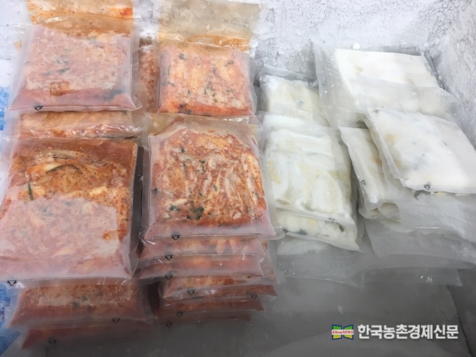 냉장된 김치의 모습 kenews.co.kr