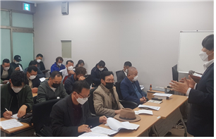 10월 28일 전남 소재에 방역지침을 전달하고 있다. kenews.co.kr