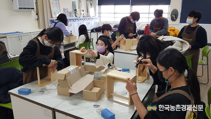 대전 노은초등학교, 2021년 학교 목재체험교실 운영 모습