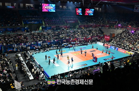 도드람 2023~2024 시즌 V-리그 올스타전 경기 현장. kenews.co.kr
