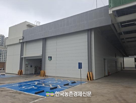 가락시장 상품화시설 채소2동 3층 상품화시설(외부). kenews.co.kr
