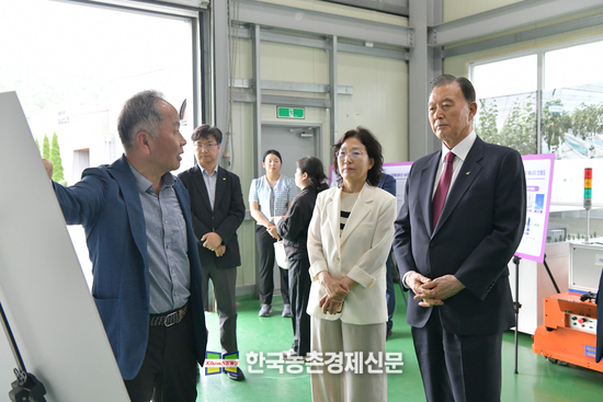 전라남도농업기술원 스마트 온실센터 방문. kenews.co.kr