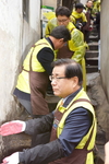 나눔축산운동본부, 쪽방촌 연탄 나눔행사 가져