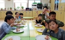 농협경제지주, 초등학교 돌봄교실에 조각과일 공급