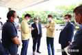 덜컹거리는 '낙농위' 말고삐 쥐겠다!