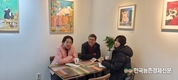 조옥향 작가 '젖소부인, 돼지에 빠지다'