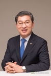 농민원성 높아지는 ‘의무 수입쌀’ 골칫거리