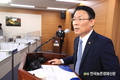 폭락하는 쌀값 잡아라!...45만톤 시장격리키로