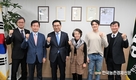 미 '군납시장' 노크