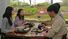 하나로마트 양재점, '푸드코트' 재단장으로 문전성시