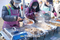 한돈자조금 ‘국회 생생텃밭!’ 김장나눔 함께