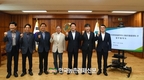 산림조합도 '맨발걷기운동' 확산에 함께해요