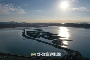 '수상태양광' 확장 나선다!...수익은 지역 농어민에게