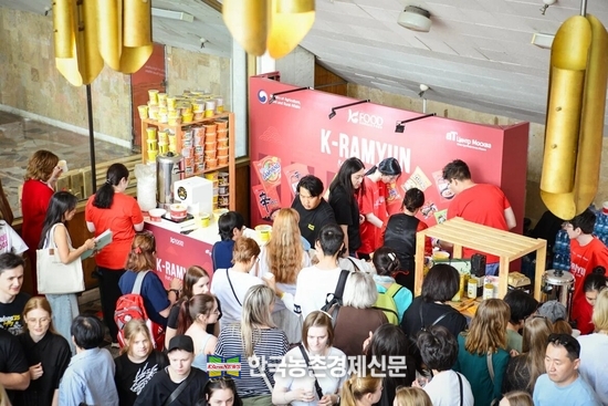 'K-푸드' CIS 행사 주목...현지 사로잡은 ‘K-누들’
