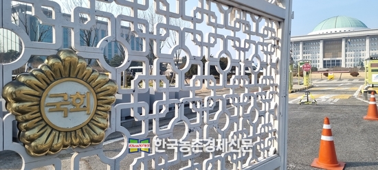 '롯데 3세' 신유열 롯데지주 부사장 병역의무 핫 이슈로 등장